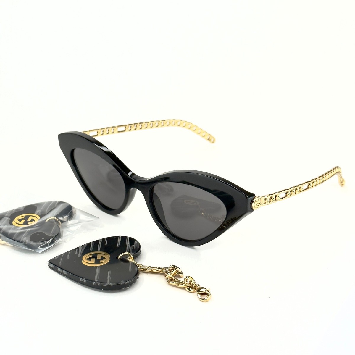 【GUCCI】 GG0978S キャットアイ ロゴチャーム付き サングラス GUCCI GG0978S CHAIN 0978 Gold Black Logo Heart Detachable