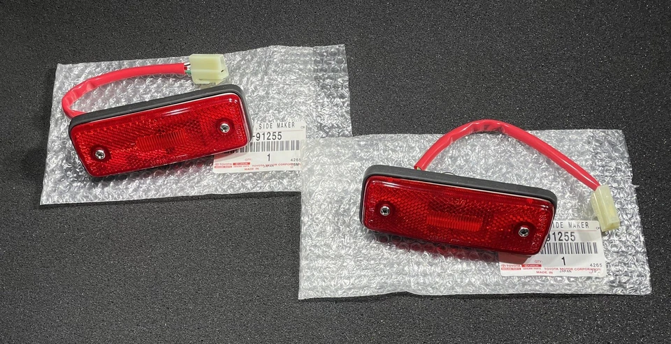 81-84 TOYOTA CRESSIDA CONDUCTOR TRASERO PASAJERO IZQUIERDO DERECHO MARCADOR LUZ OEM NUEVO Foto 4 de 4