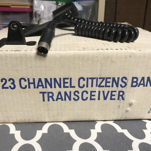 23 Channel Citizens Band Transceiver +++++ - Zdjęcie 2 z 5