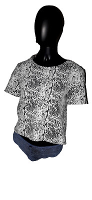 Shirt Kurzarm Stretch schwarz-weiß gemustert EU-Gr. S Damen  Marke Divided H&M