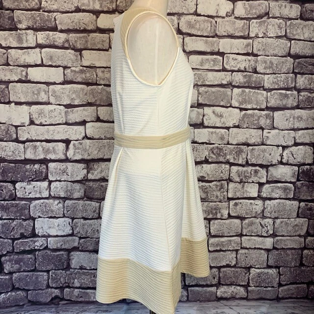 OFF WHITE Abito Cremieux bianco sporco e marrone aderente e svasato taglia M