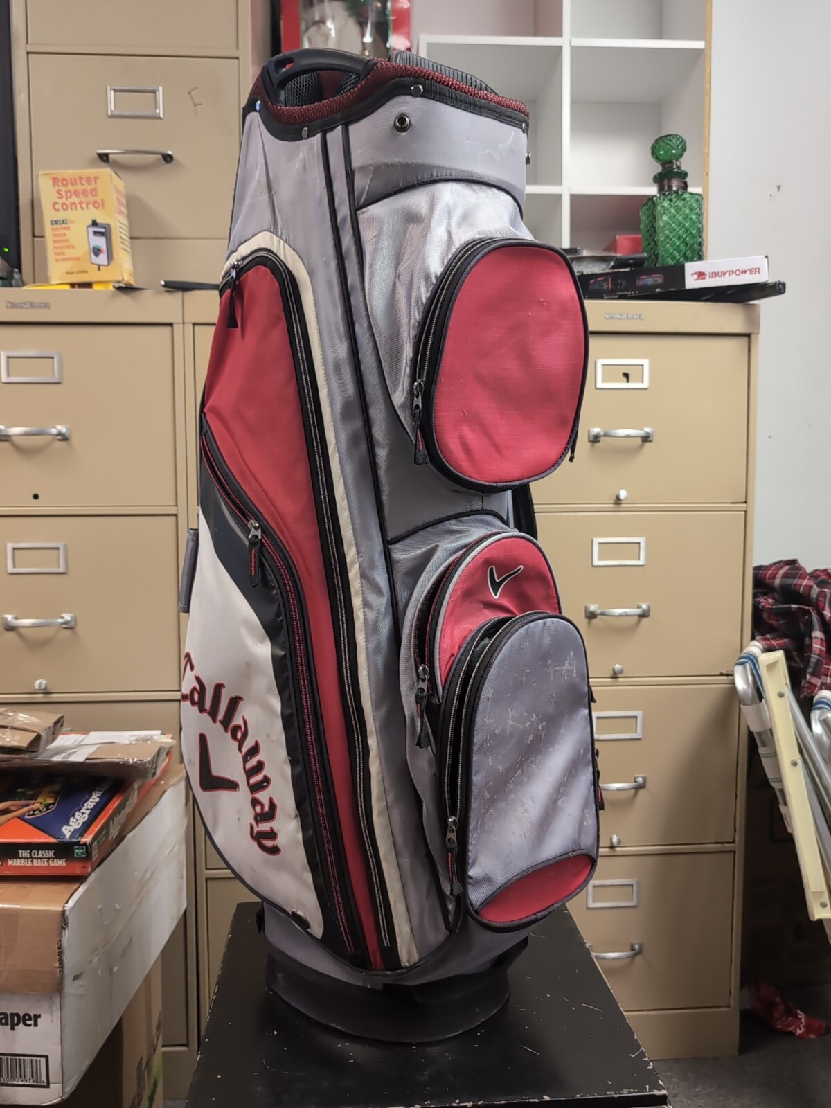 Callaway Atlas White/Red 5Pocket Adjustable Single Strap 14Way Cart