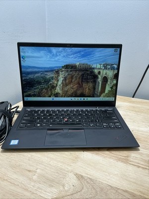 ThinkPad X1 Carbon 6th Gen Core i5-8250U 1.60GHZ 8GB 256GB SSD WCam WiFi  W11P