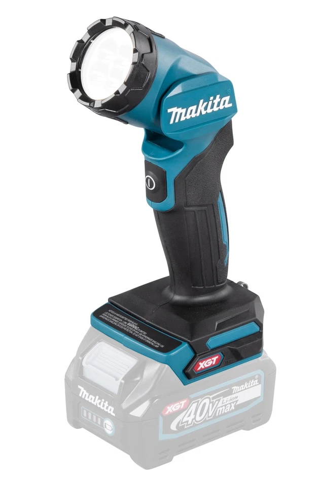 Makita ML001G 40V Max XGT LED Flashlight – Batteries and Chargers Not Included - Image 2 of 4