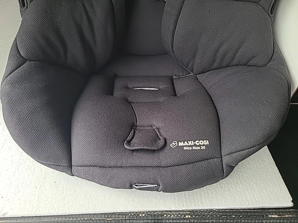 Тканевый чехол на сиденье для младенцев Maxi Cosi Mico Max 30 сменная подкладка черный - Изображение 2 из 4