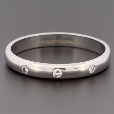 Bandring 9 kt Weißgold Diamant drei Steine Größe L gepunzt