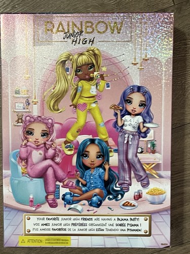 Rainbow High Jr High PJ Party Sunny, Yellow 9” Posable Doll New - Picture 4 of 4