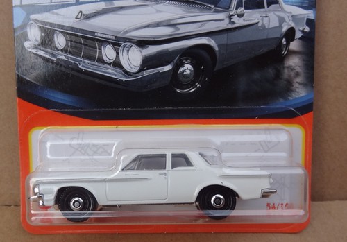 Matchbox 2021 - 1962 Plymouth Savoy - 1st recolour pearlescent white . long card - Picture 3 of 6