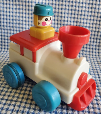 Vintage 1975 tomy push and go train