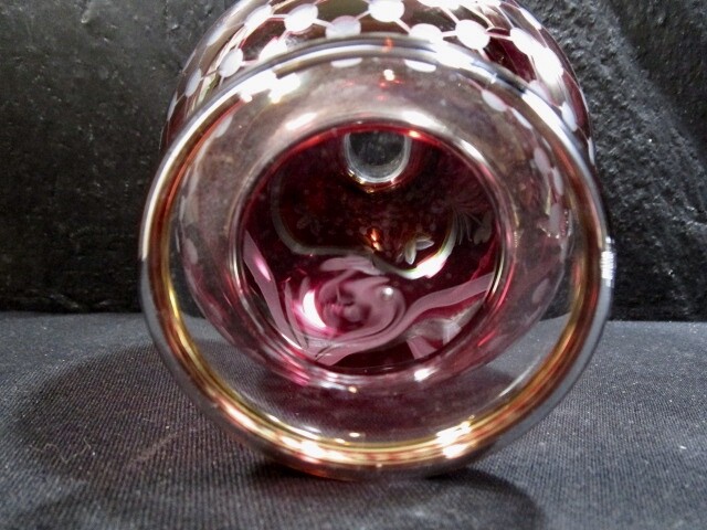 Fantastic  Colorful  Cranberry Bohemian  Decanter  With Ribbed Stopper