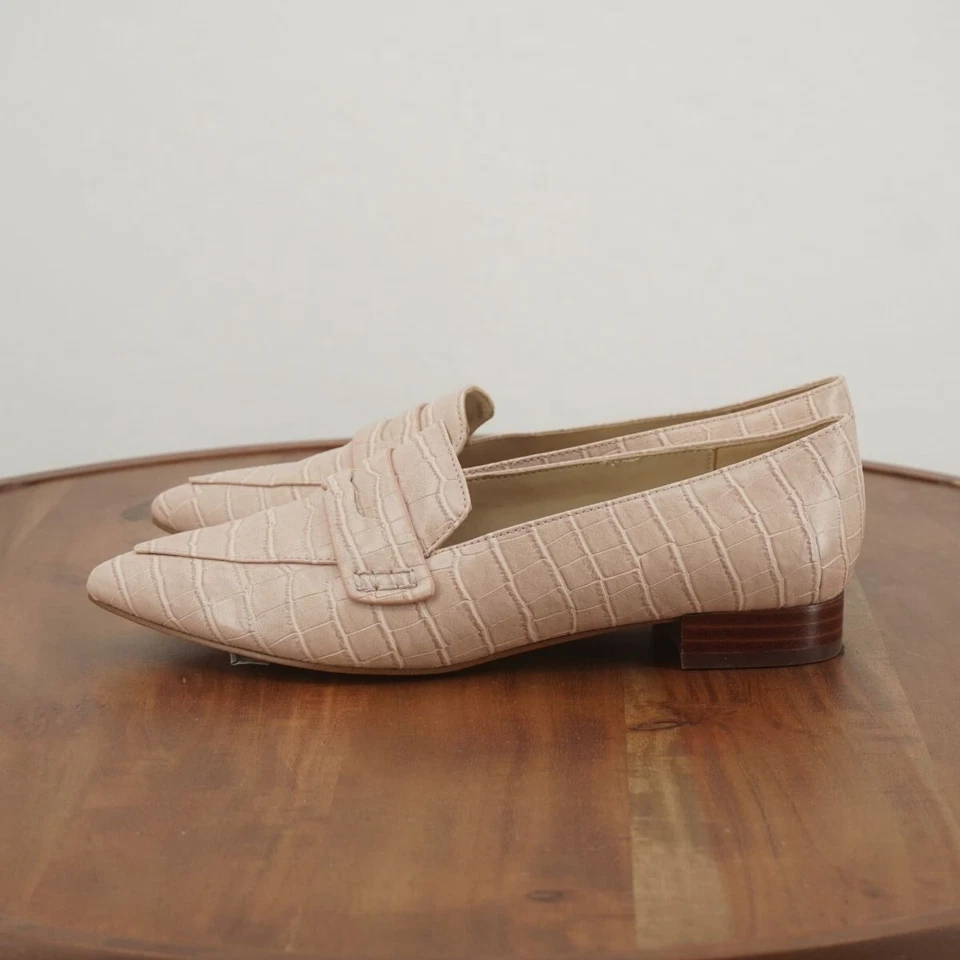 Mocasines Marc Fisher Feud para mujer con estampado de serpiente de 2 puntas en punta talla 7 M crema Foto 4 de 4