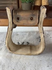 Western Saddle Stirrup 7 x 5.7 x 1.75 in Bent Wood Metal Cowboy Antique