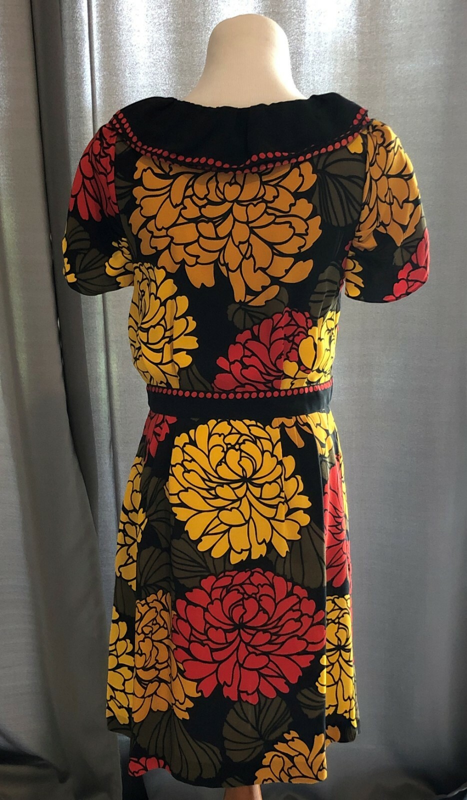 Picture 2 of 9