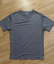 Men's 3XL Compression Shirt Short Sleeve V Neck Cool Dry Athletic Base Layer