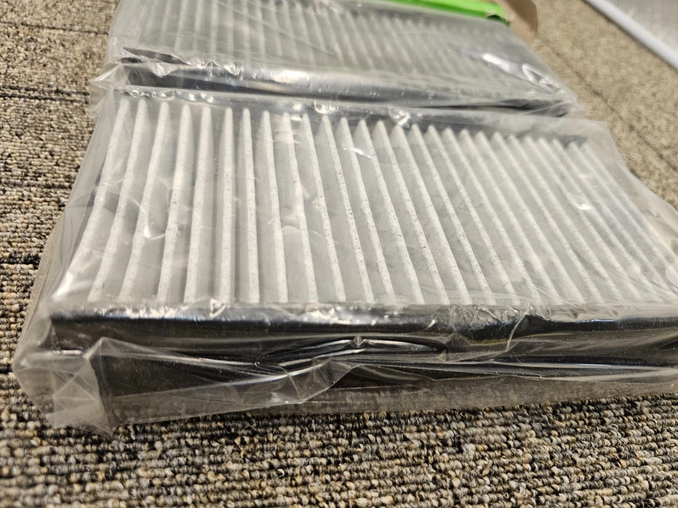 Filtro de aire de cabina Fresh Breeze Fram CF10136 (CANTIDAD 4) para Chevrolet Uplander 2009 Foto 3 de 4