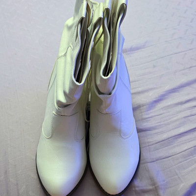Crown Vintage Women s White Faux Leather Western Ankle Bootie Zip US 10