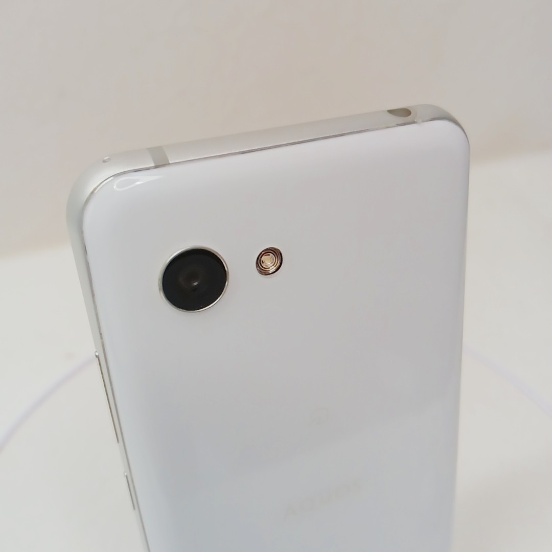 Sharp AQUOS R2 Compact SH-M09 White SIM Free Android Smartphone