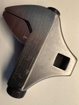 New Snap-on ADCF8 3/8'' Drive Adjustable Crowfoot Wrench 0-29mm SAE & Metric