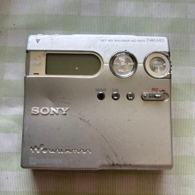 SCHROTT SONY MD Walkman MZ-N910 aus Japan