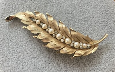 Gold Plated Ginkgo Leaf Brooch Pin For Women - With Pearl & Rhinestones, Lapel Pin, Gift For Mom, Wife, Birthday, Mother's Day - View #3