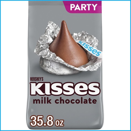 Hershey's Kisses Milk Chocolate Candy, Party Pack 35.8 oz - Picture 11 of 12