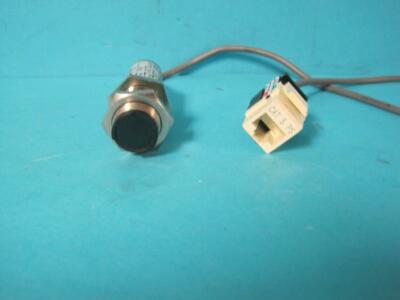 Sick Optex Photoelectric Retro Reflective Light Sensor VL180-N132 used working