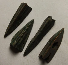 1 Rare Genuine ancient bronze Celtic Scythian Greek trilobe arrowhead 4 Cent. BC
