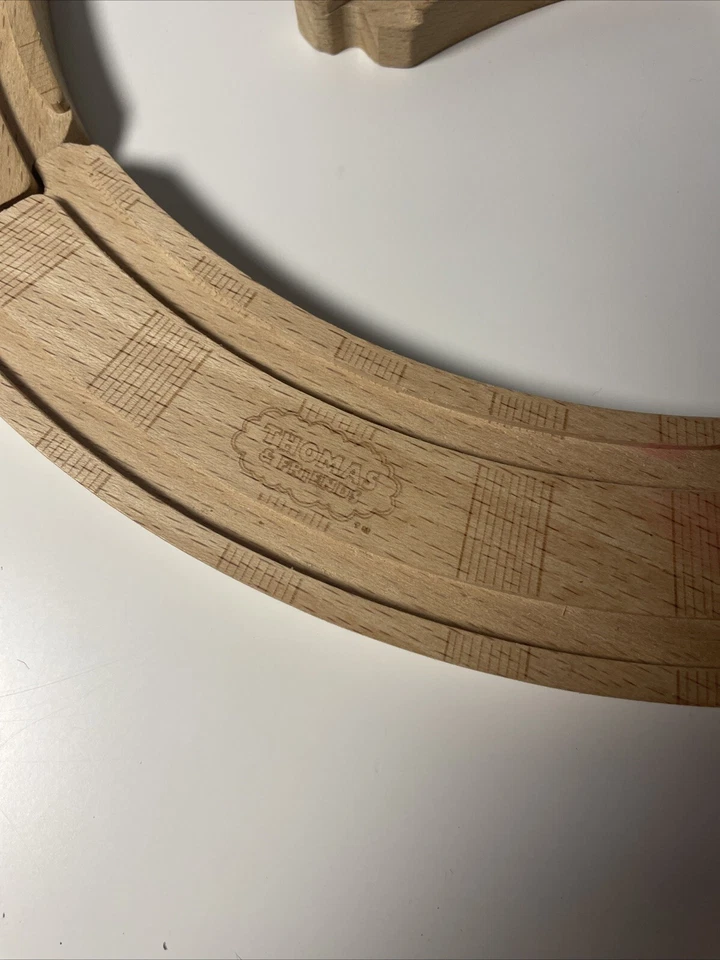 Thomas & Friends Wooden Railway Train Track Lot of 7 Pieces Curved One Sided - Image 3 of 3