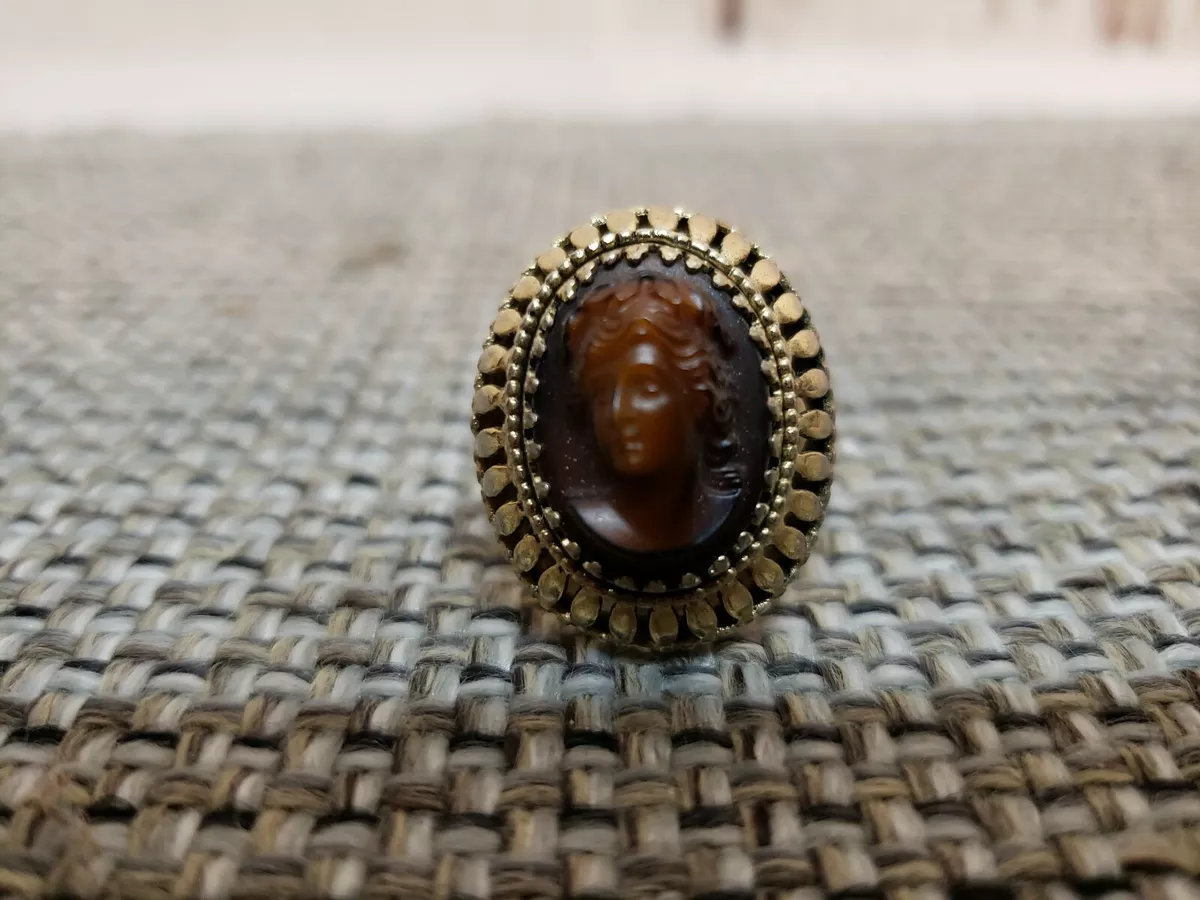 Brown cameo ring deals