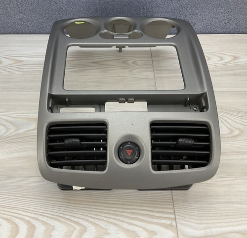 ♦️2004-2012 Chevy Colorado GMC Canyon Radio Dash Bezel Trim Panel. Free Shipping - Picture 9 of 13