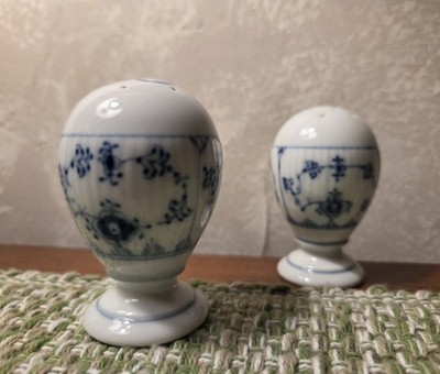 Royal Copenhagen Porcelain Fluted Vintage Salt & Pepper Set * Mint Cond.*