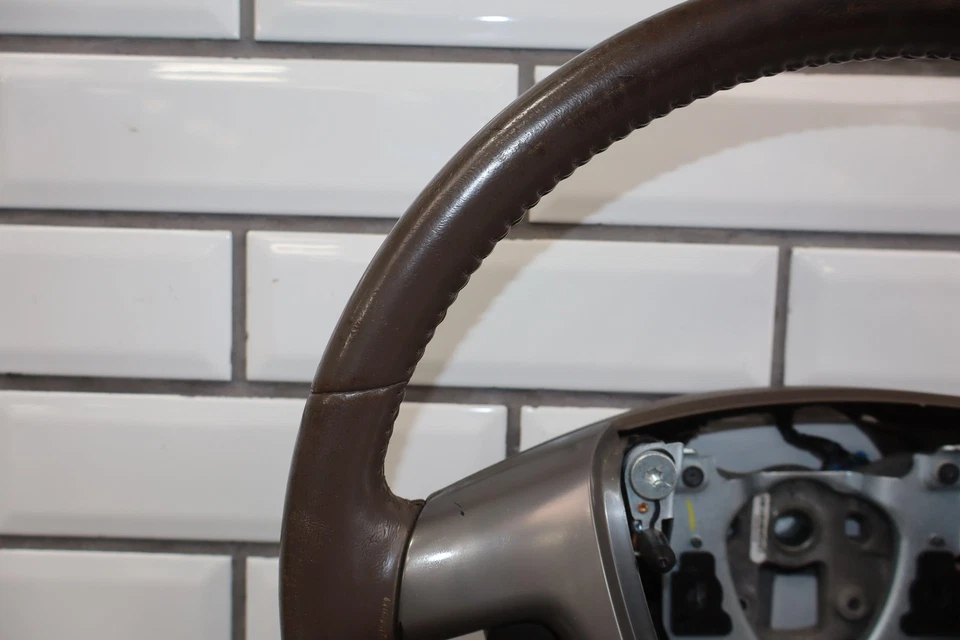 Volante Chevy Silverado 2500HD LTZ 09-14 cuero cachemir usado ver foto Foto 4 de 4