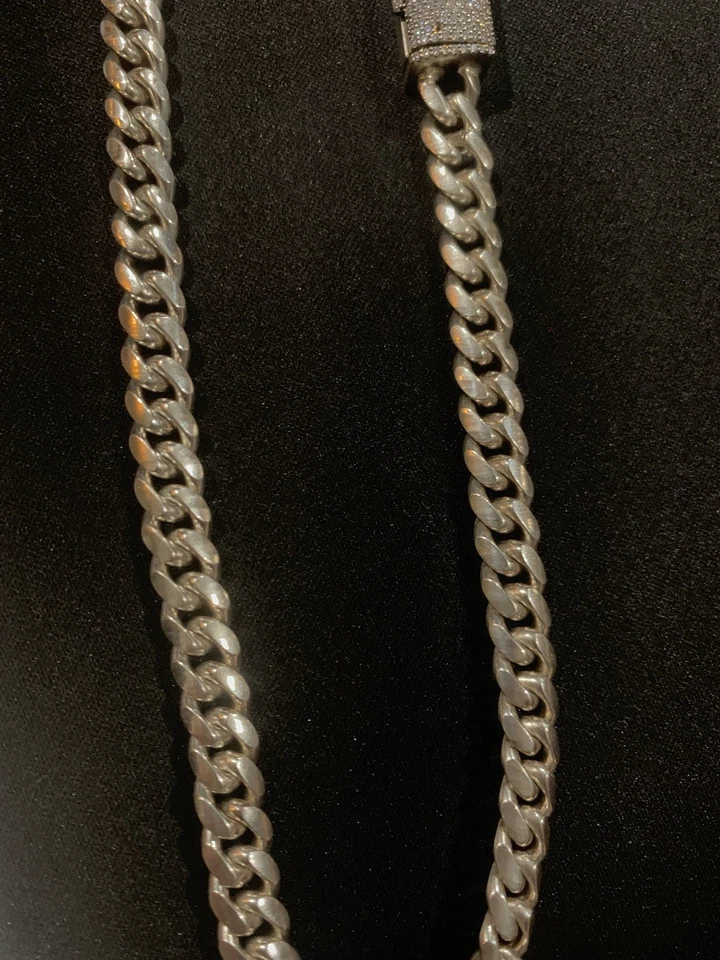 Cadena de eslabones cubanos de 100 gramos de plata pura sólida de .999 de 10 mm 20 pulgadas con bloqueo Moiss Foto 4 de 4