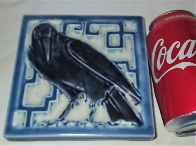 ANTIQUE C. 1926 PREMIUM QUALITY ROOKWOOD POTTERY ROOK BIRD TILE ART TRIVET USA