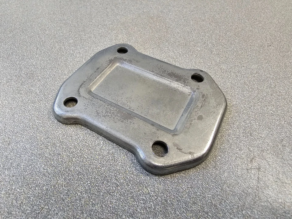 VERY NICE USED ORIGINAL PORSCHE 914 914-6 SHIFT ROD INSPECTION COVER NLA - Image 4 of 4