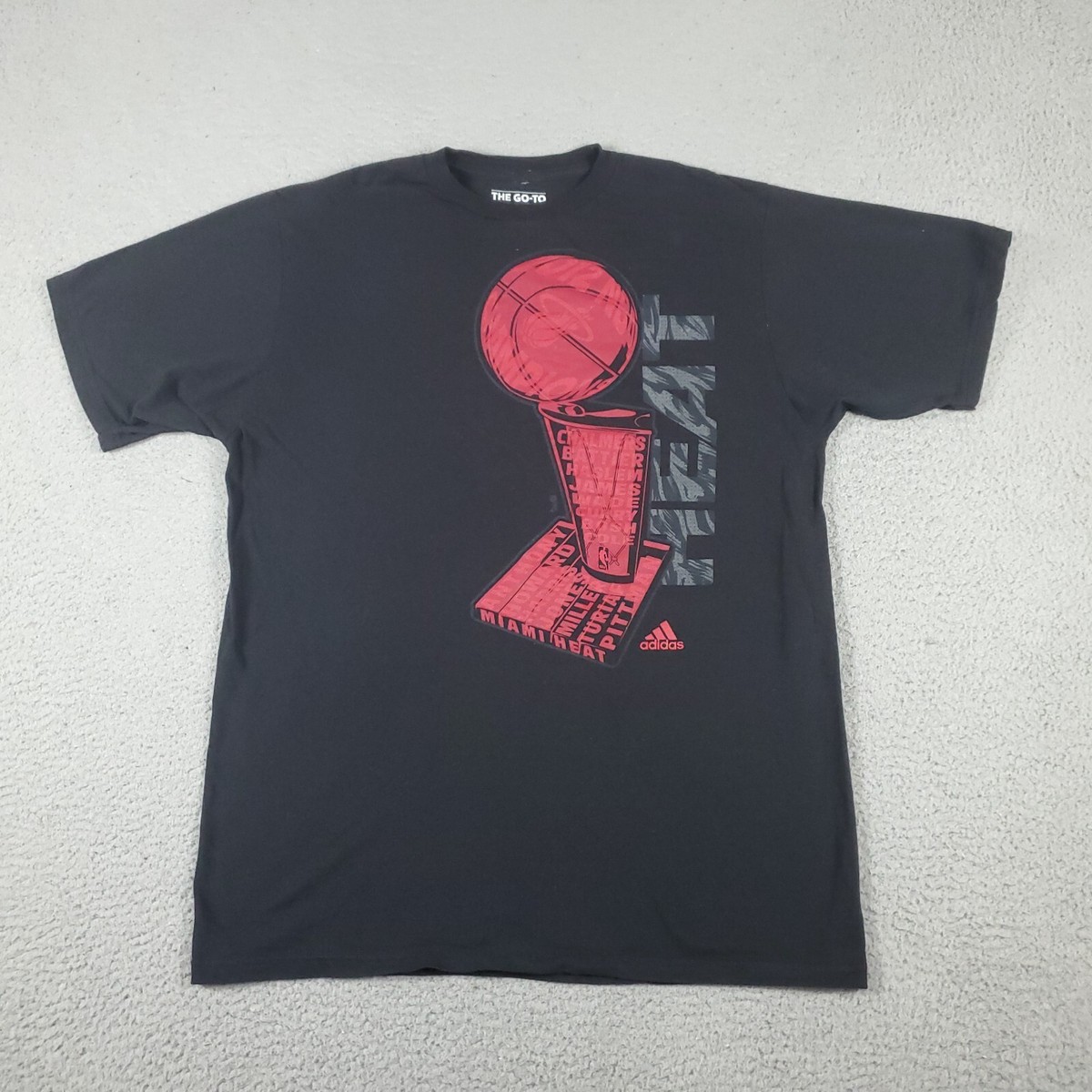 Adidas Miami Heat Black NBA Basketball Short Sleeve T-Shirt Size 