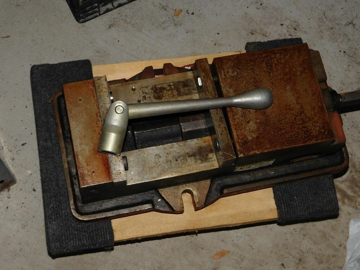 Homge vise clearance