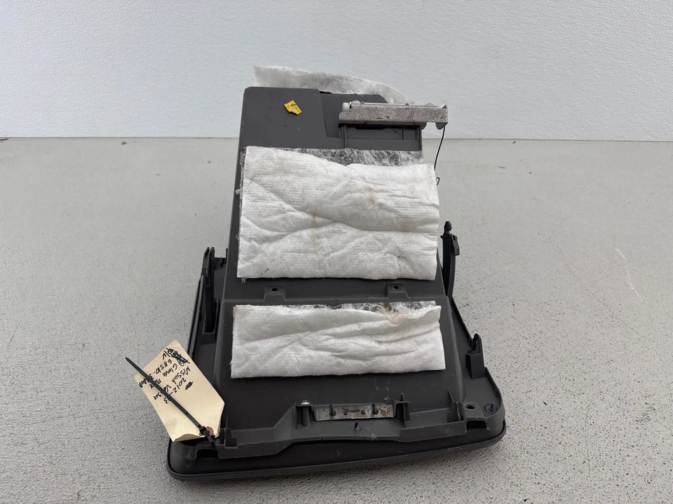 Nissan Versa 2012-2014 guantera compartimento de almacenamiento fabricante original Foto 2 de 4