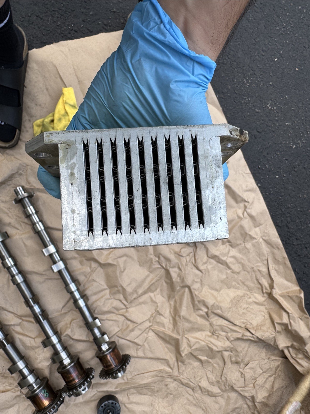 08-14 Ferrari California 04-19 Maserati GranTurismo Engine Oil Heat Exchanger
