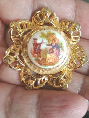 RNK Porcelain Musician Couple Openwork Gold Tone Vintage Brooch
