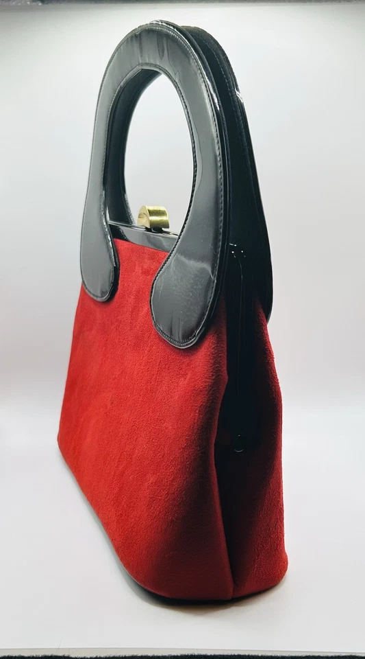 Bolsa de mão vintage anos 60 vermelha camurça alça curva mod retrô férias VEJA FOTOS - Imagem 2 de 4