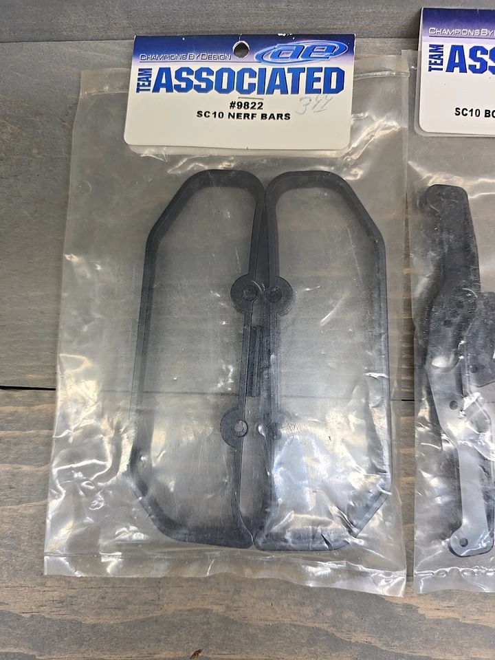 Team Associated 9822 9820 SC10 Black Nerf Bars Body Mounts RC Truck Short Course - Image 2 of 3