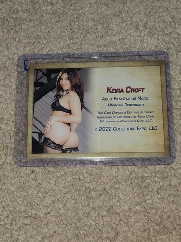 Keira Croft Autograph Signed Kiss Card Collectors Expo Model #3 - Picture 2 of 2