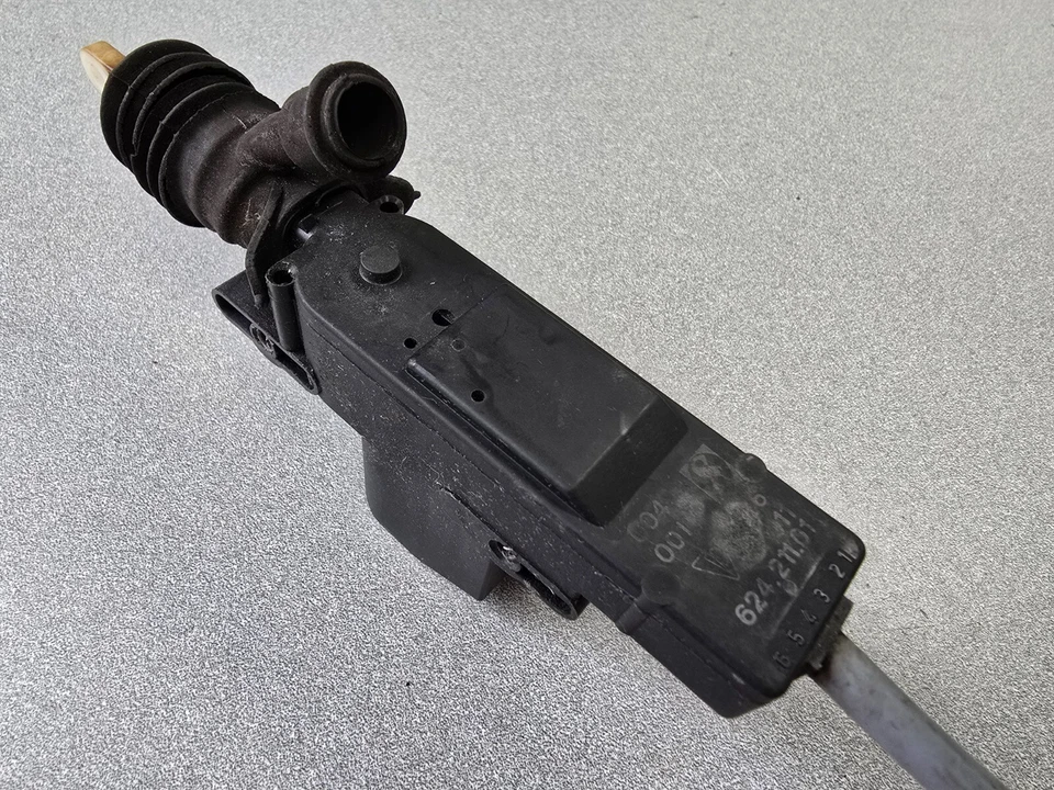 BONITO ACTUADOR DE PESTILLO DE PUERTA ORIGINAL USADO PORSCHE 911 CARRERA 930 PROBADO Foto 2 de 4