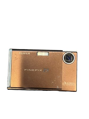 【美品】　Fujifilm FinePix Z5 ブラウン　ケース付 Fujifilm FinePix Z5 Brown Compact Digital Camera Japan