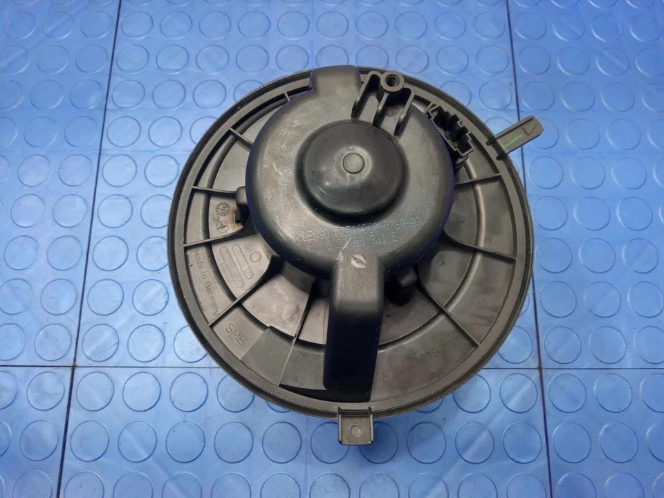 Calentador AC Soplador Motor Volkswagen Rabbit GTI Jetta Passat Golf OEM 1K1819015F Foto 3 de 4