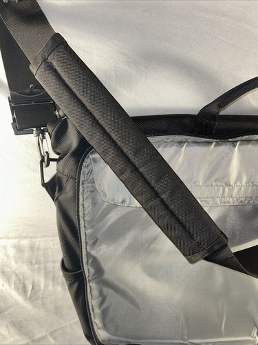 Timbuk2 Classic Messenger Laptop Bag Padded for Computer Size Large Black NICE! - Picture 12 of 12