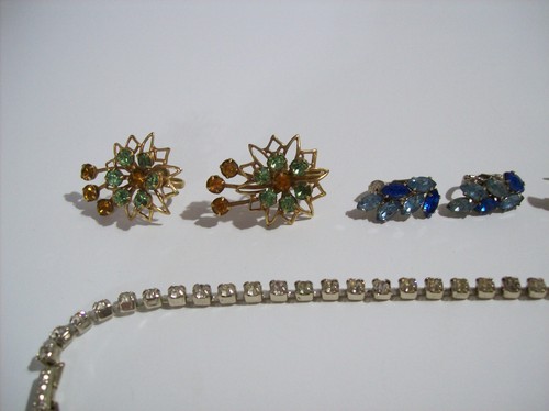 Mix Lot of Old Vintage Rhinestone Jewelry, GRANDMA'S ESTATE - Picture 7 of 12