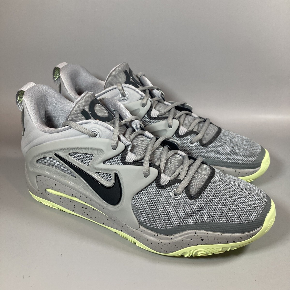 NIKE、KD15 EP、30センチ NIKE KD15 EP MULTI-COLOR/MULTI-COLOR 22FA-S（ナイキ KD15 EP