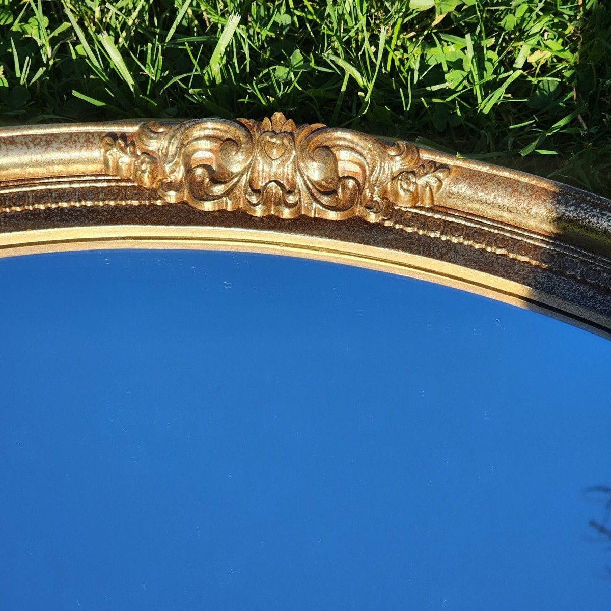Vintage Carolina Mirror Company Victorian Style Gold Oval Wall